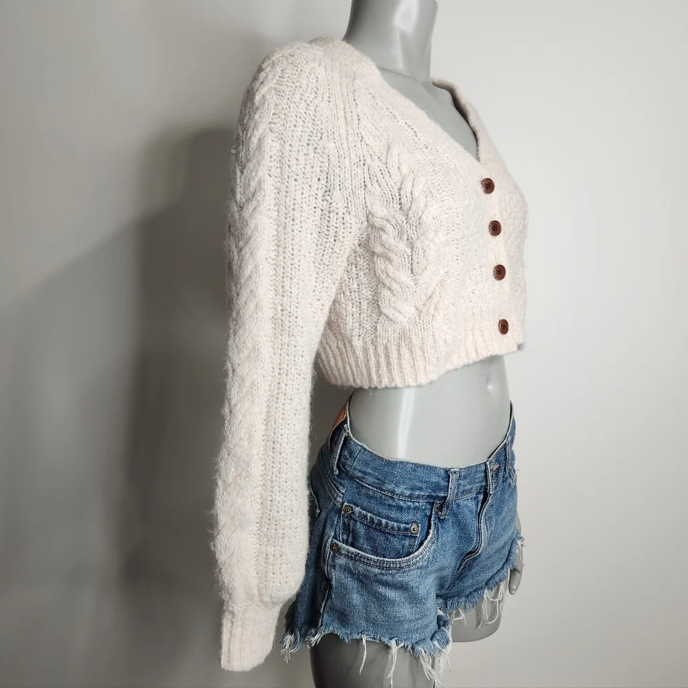 Aritzia Sunday Best Cream Alpaca Blend Cable Knit Cropped Cardigan Size XS - Picture 3 of 11